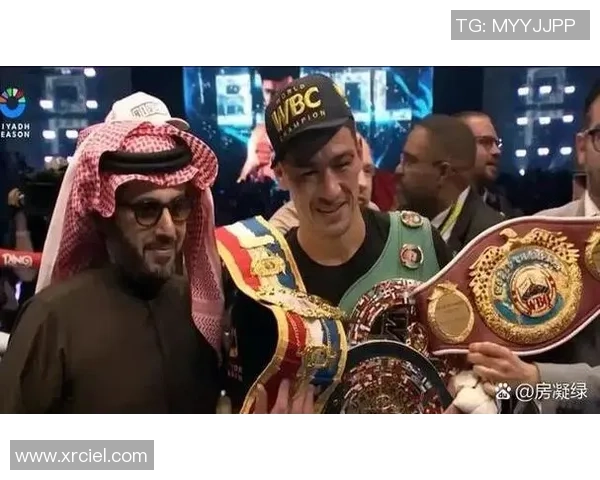 没什么新鲜的！贝特比耶夫点评拳王本纳维德兹，呼吁两边大战一场